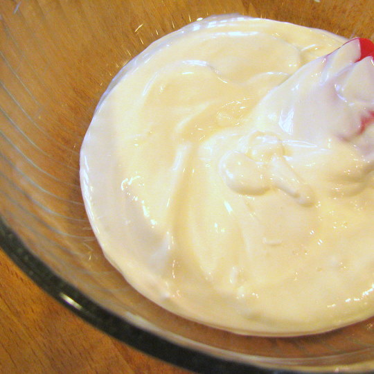 Garlicky Onion Dip - cream base